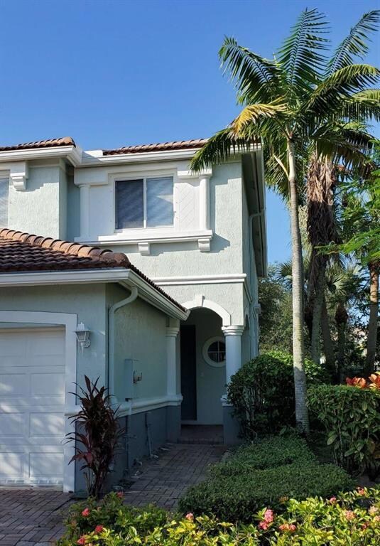 2124 Oakmont Dr, Riviera Beach, FL 33404 - photo 2