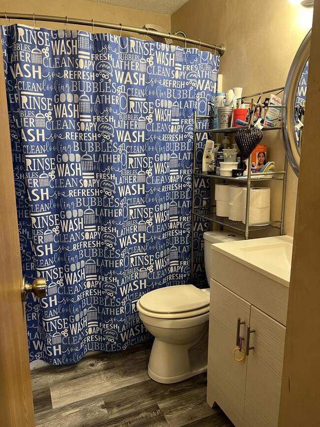Full Bath 1