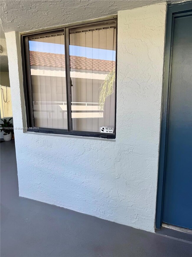 8365 SW 152nd Ave unit PH4, Miami, FL 33193 - photo 4