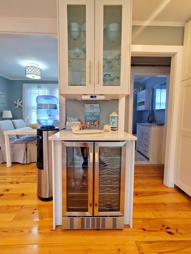 23 Cookman Ave, Old Orchard Beach, ME 04064 - photo 4