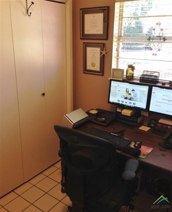 709 Fair Ln, Tyler, TX 75701 - photo 6