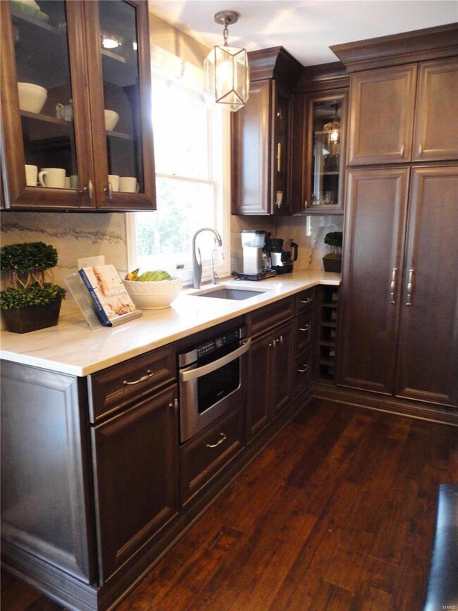 277 Herworth Dr, Chesterfield, MO 63005 - photo 5