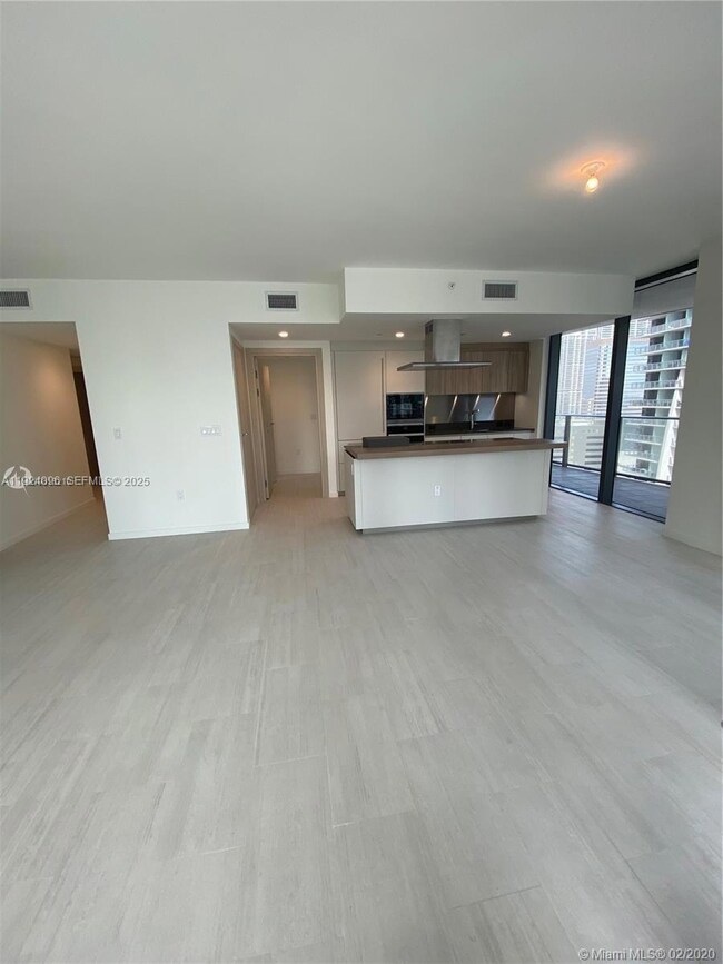 Brickell Flatiron unit 3501, Miami, FL 33131 - photo 2