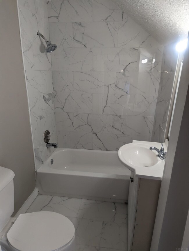 723 Main St, New Haven, IN 46774 - photo 7