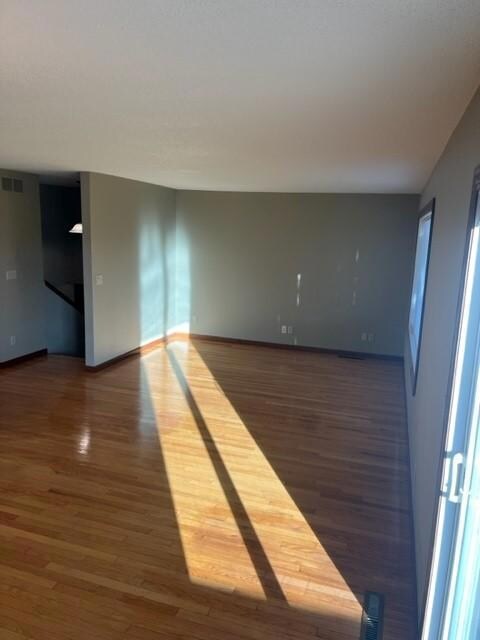 817 16th St, Windom, MN 56101 - photo 6