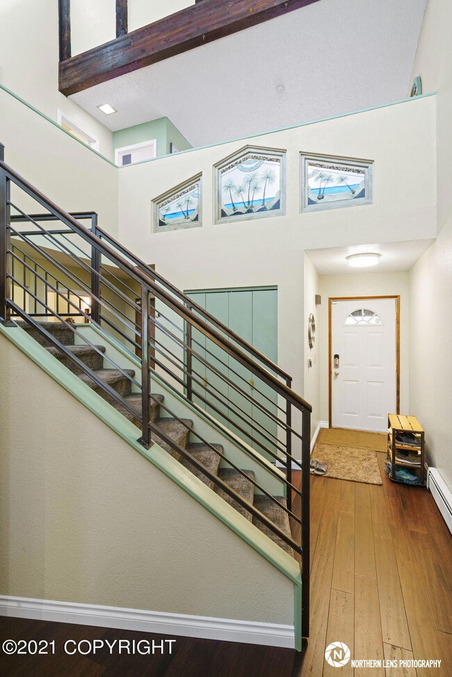 Entry_Stairway_4