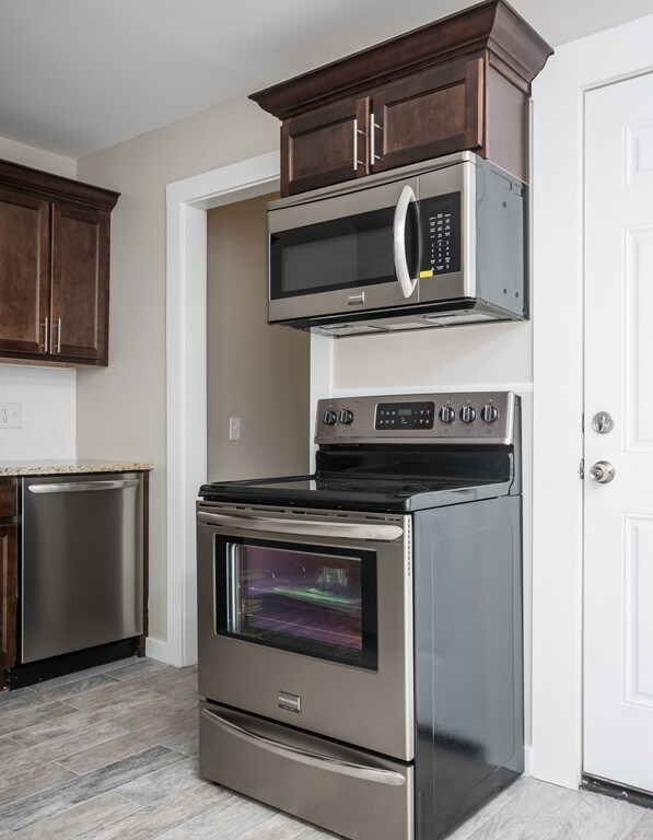 20 New Ludlow Rd, South Hadley, MA 01075 - photo 2