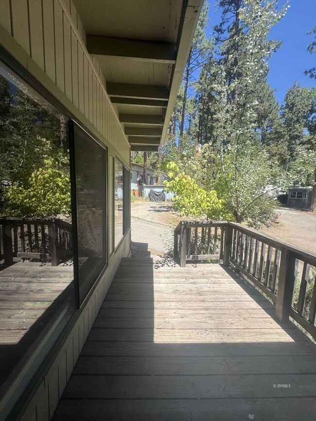 26350 Delano Dr unit 78, Idyllwild, CA 92549 - photo 5