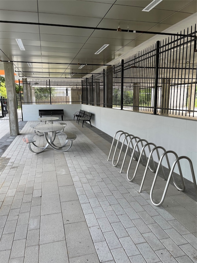 3113 Saint Charles St unit 260, Houston, TX 77004 - photo 4