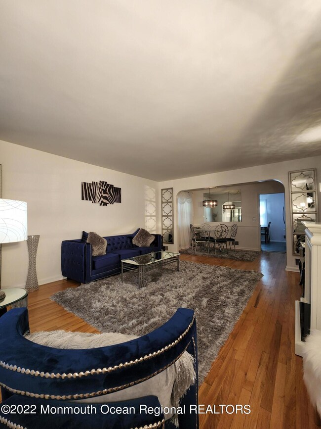 730 Clark Ave, Ridgefield, NJ 07657 - photo 4