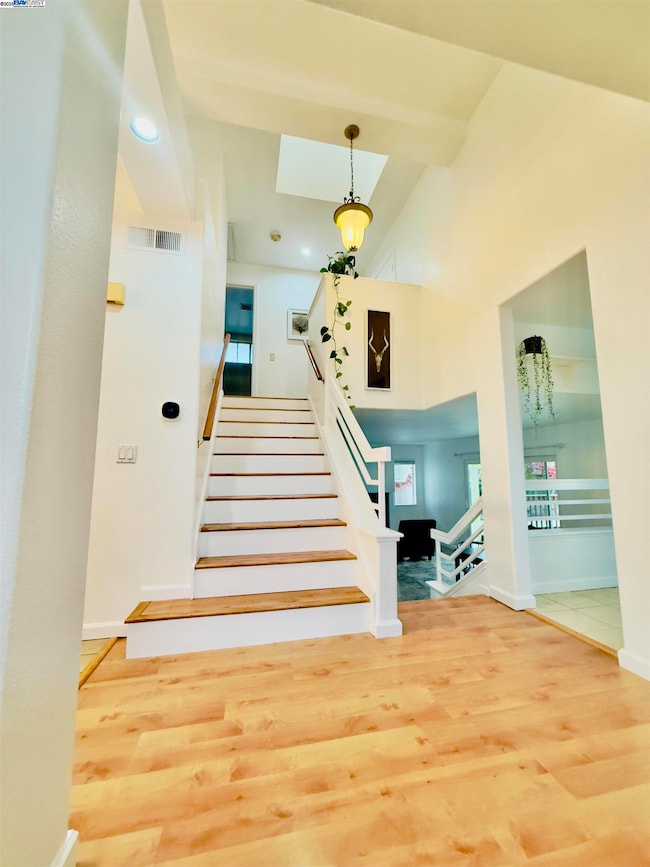 512 Bantry Rd, Pinole, CA 94564 - photo 6