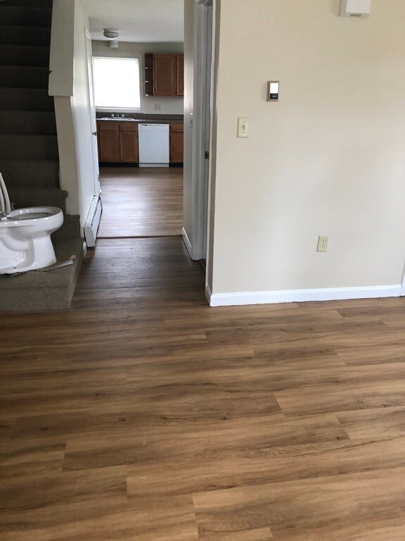 9 Packard St, Lawrence, MA 01843 - photo 4