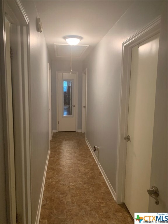 103 Nichols Dr, San Marcos, TX 78666 - photo 5