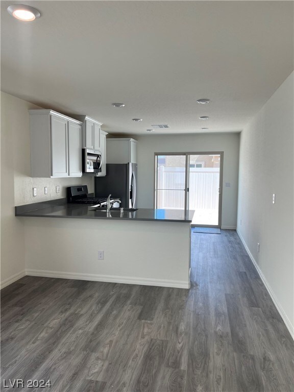 2719 Predator Place, Las Vegas, NV 89156 - photo 2