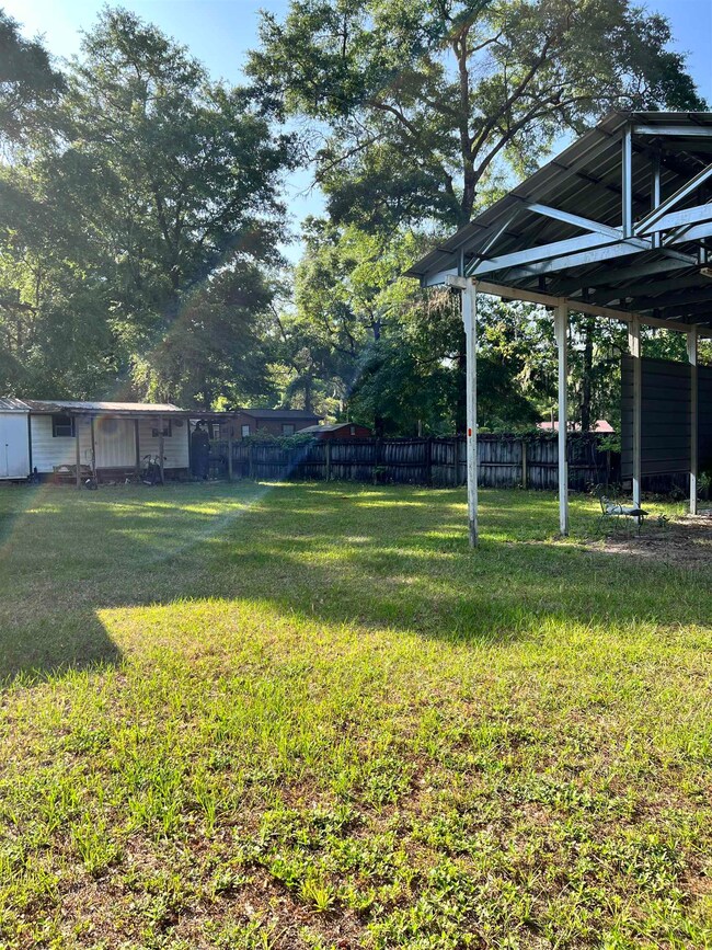 2021 Stork Rd, Tallahassee, FL 32305 - photo 5