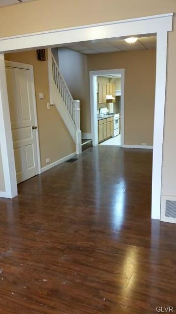 330 N 2nd St, Allentown, PA 18102 - photo 3