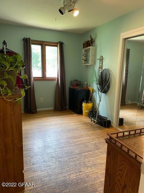 1911 S 17th St, Grand Forks, ND 58201 - photo 7