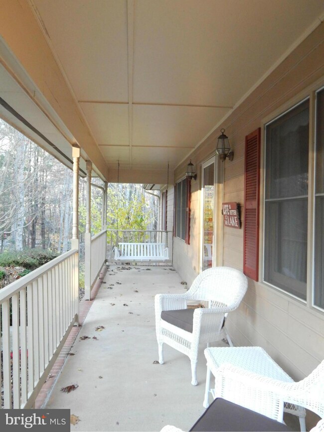 103 Indian Hills Rd, Locust Grove, VA 22508 - photo 4