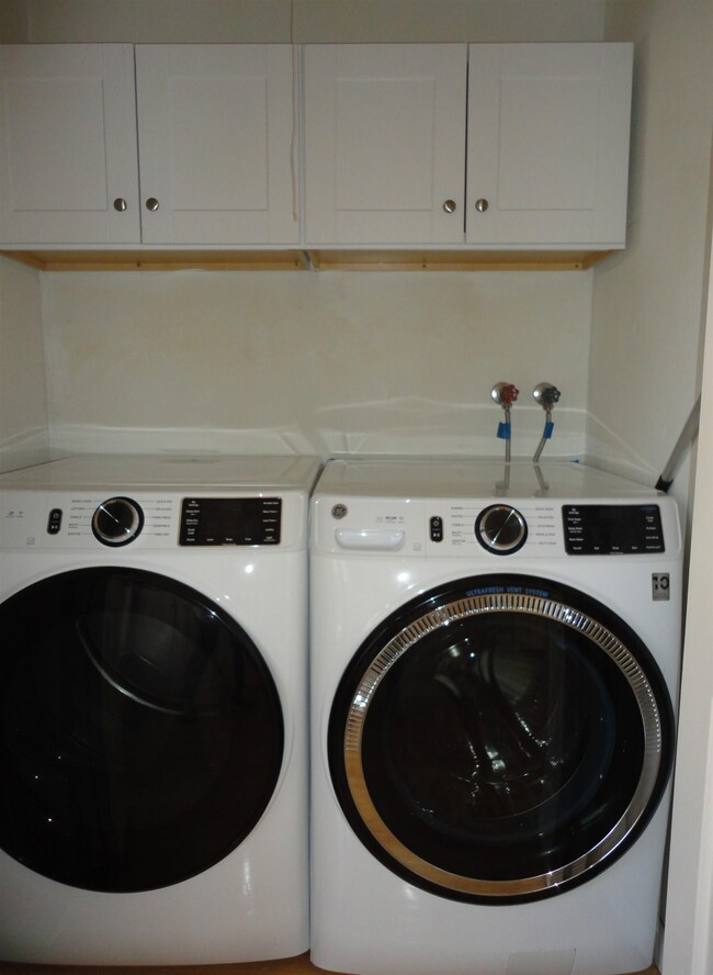 32 Quarry Cir, Milford, NH 03055 - photo 6