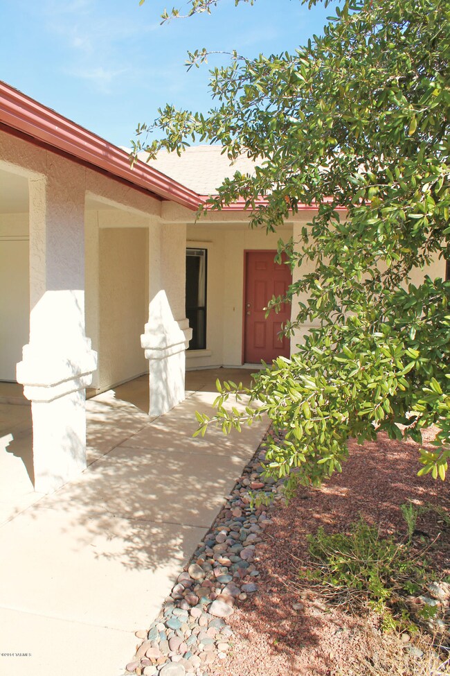 4 Front Walkway