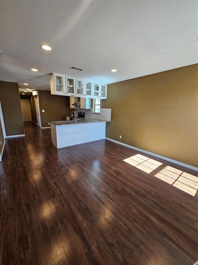 3400 Eagle Nest Dr, Azle, TX 76020 - photo 6