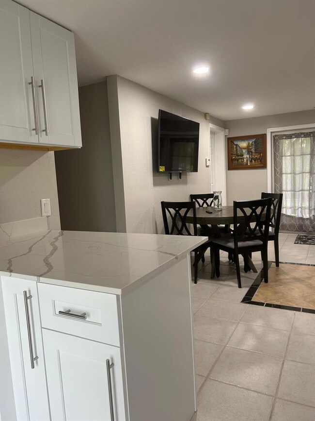 16627 Deer Path Ln unit Cottage, Wellington, FL 33470 - photo 2