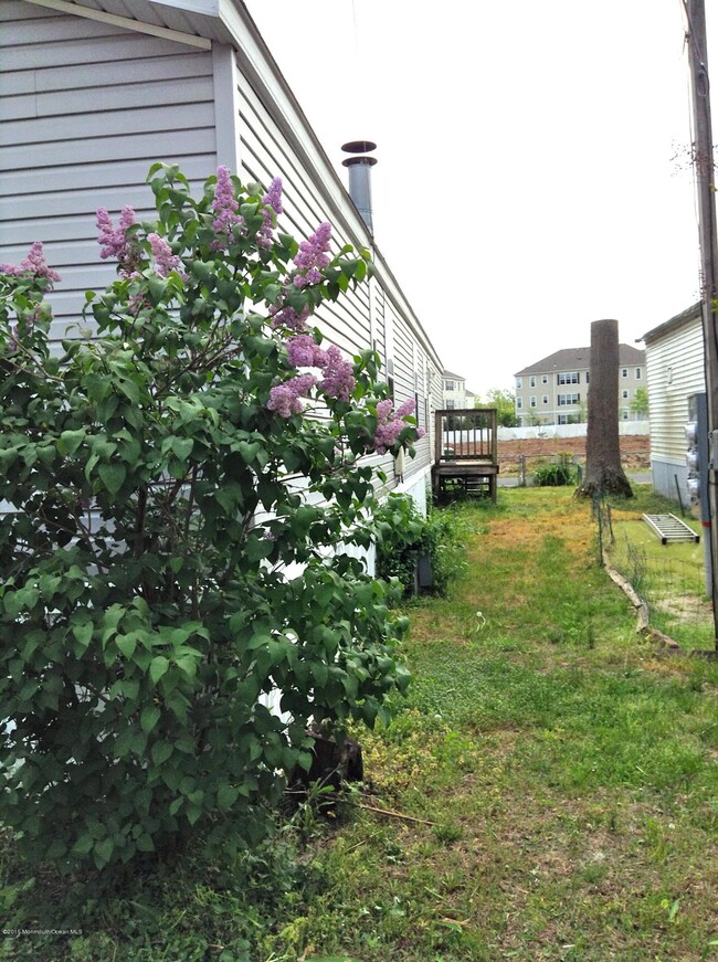 403 Jefferson St, Eatontown, NJ 07724 - photo 3