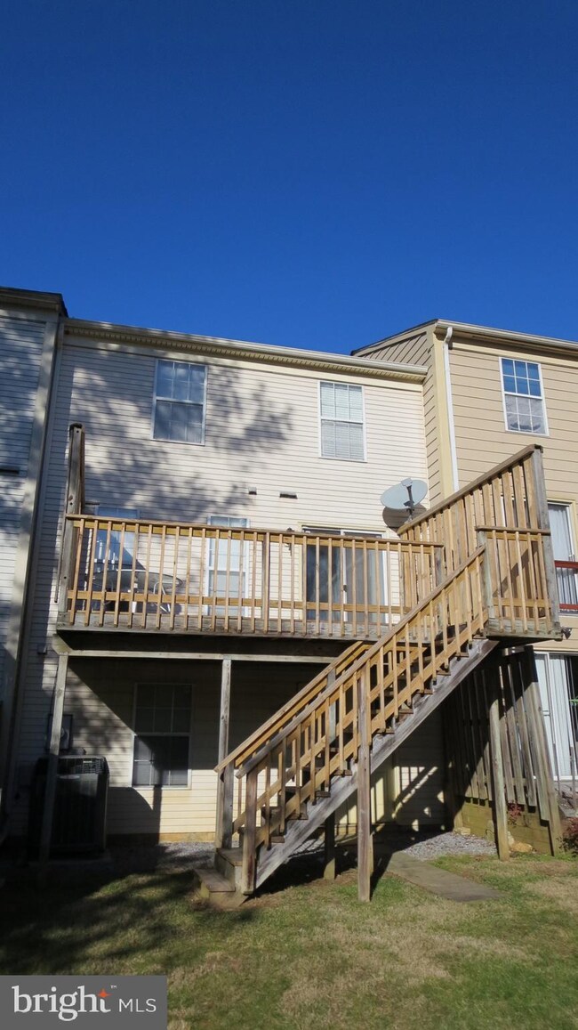 3728 Carrisa Ln, Olney, MD 20832 - photo 2