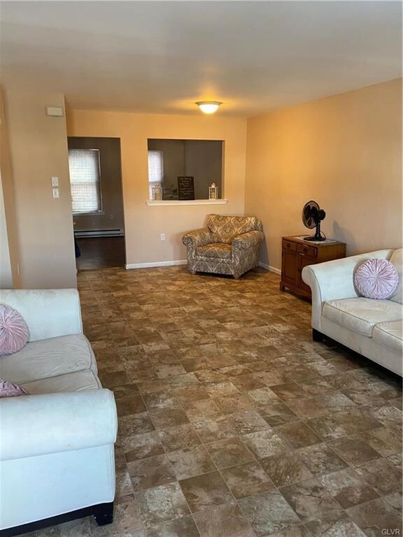 2830 Rhonda Ln, Allentown, PA 18103 - photo 2