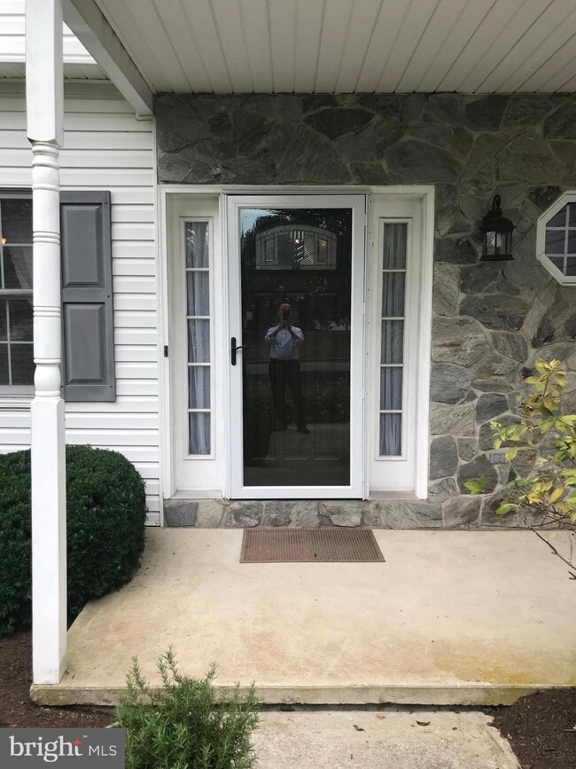 115 Fairfield Dr, Barto, PA 19504 - photo 4