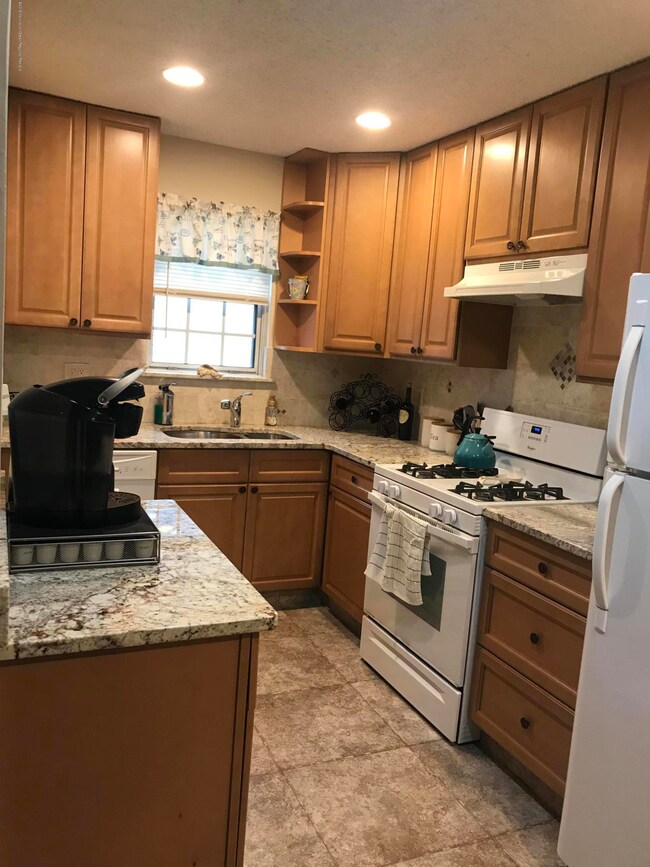 80D346EE-415B-4EB7-B8EF-0CD8716C50A7