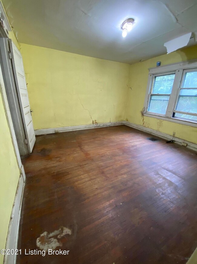 4103 Bedroom