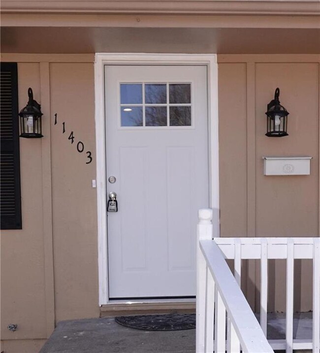 11403 W 55th St, Shawnee, KS 66203 - photo 3