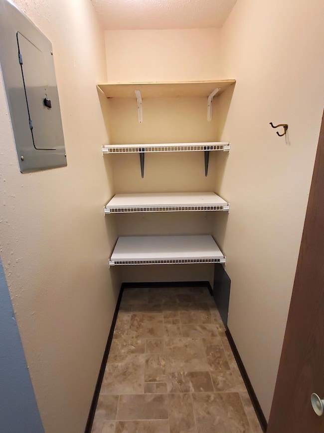 1003 Scotts Ave unit 113, Morris, MN 56267 - photo 6