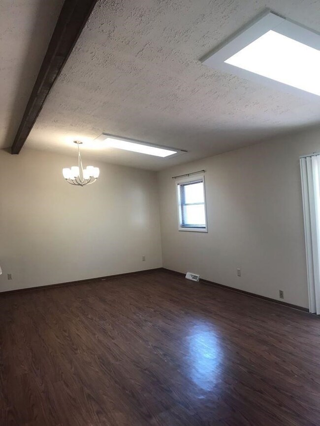 3204 Rustic Ln, Crown Point, IN 46307 - photo 5