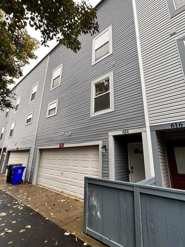 614 W 2nd Ave, Columbus, OH 43201 - photo 2