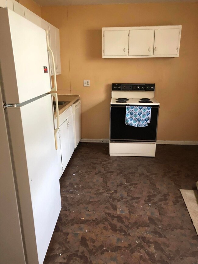 1535 Violet Ave, Titusville, FL 32796 - photo 4