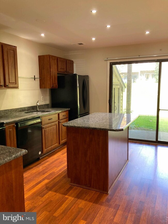 9 Flintlock Ln, Chesterbrook, PA 19087 - photo 5