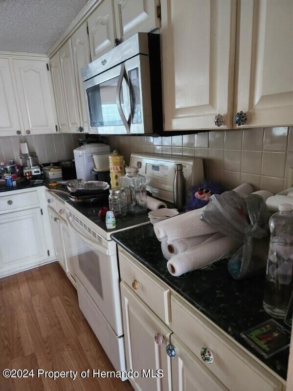 Kitchen Counter, Stove, Microwave