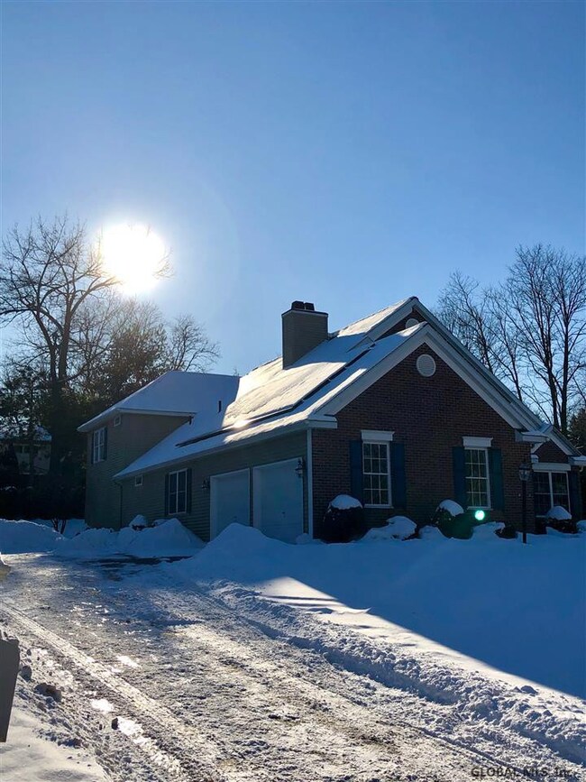 27 Greyledge Dr, Albany, NY 12211 - photo 4