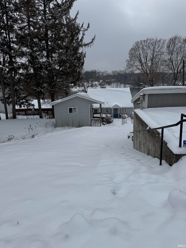 8917 E Circle Dr S, Syracuse, IN 46567 - photo 2