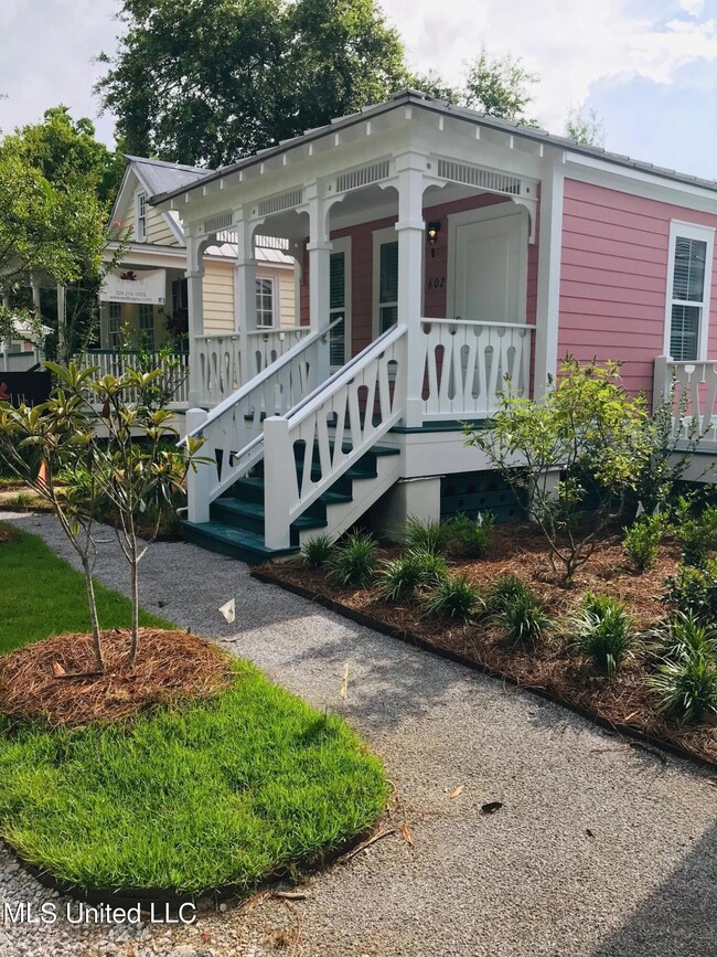 2151 Government St unit 602, Ocean Springs, MS 39564 - photo 2