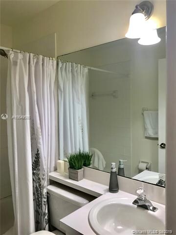 11439 NW 51st Ln, Doral, FL 33178 - photo 4