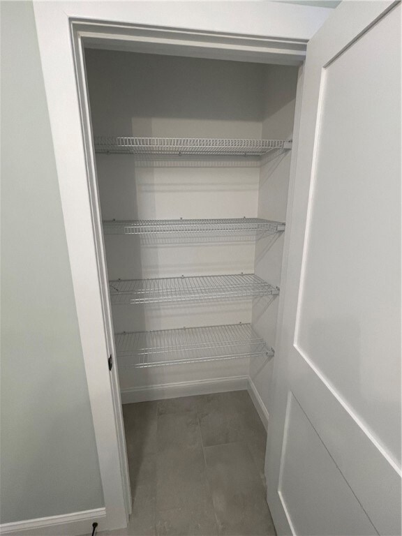 201 Harmony Ct, Warwick, RI 02889 - photo 5