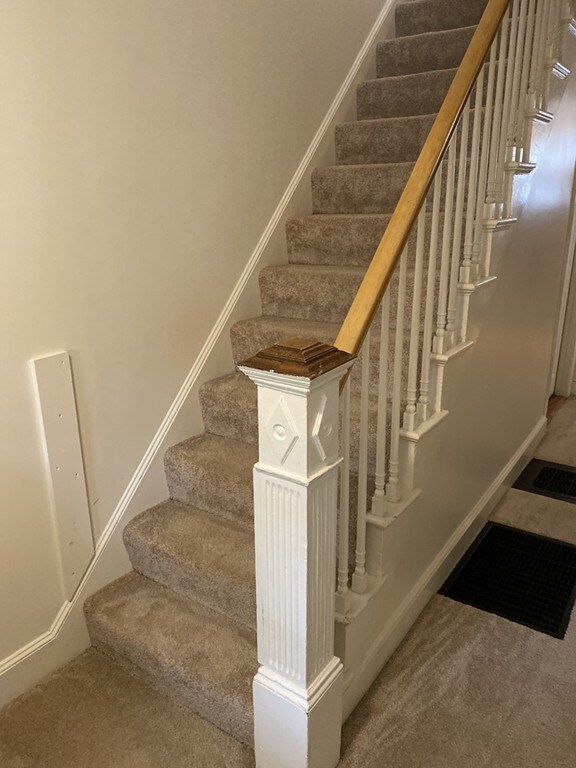 22 Great Plain Terrace unit Right, Needham, MA 02492 - photo 6