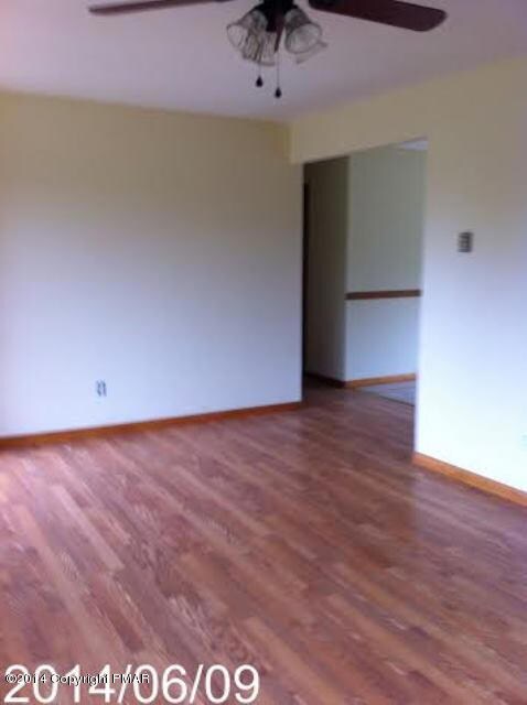 115 Clint Ln, Hamilton Township, PA 18360 - photo 6