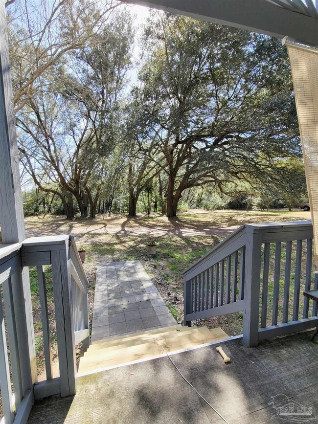 2740 Vandorn Ln, Pensacola, FL 32534 - photo 4