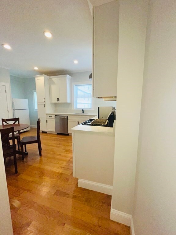 505 Columbia Rd unit 1, Dorchester, MA 02125 - photo 5