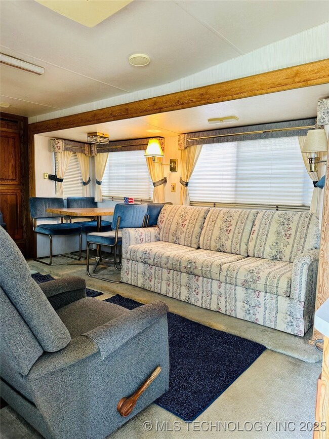 15 Date-Palm Piney Creek 3, Stigler, OK 74462 - photo 4