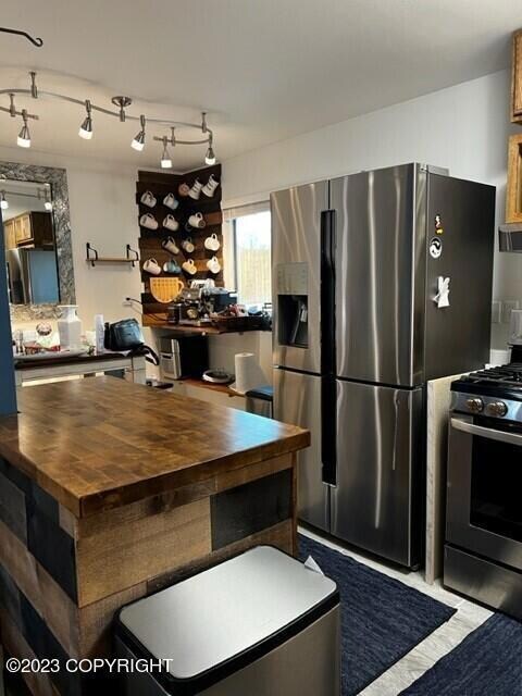Dining & Coffee Nook